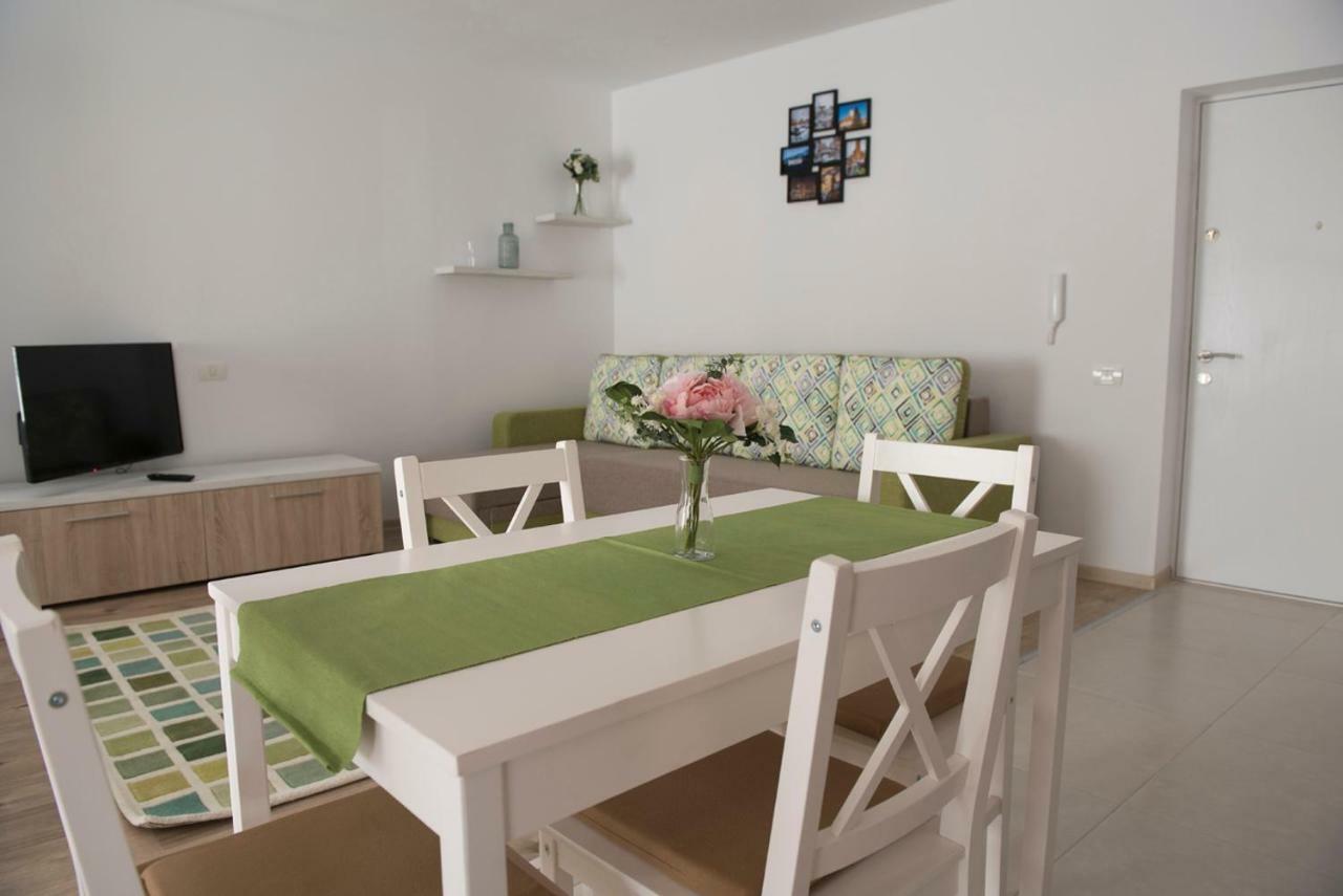 Cassie Apartment Brasov Luaran gambar